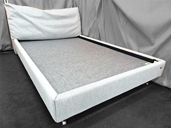 アクセスライン106 ベッドフレーム